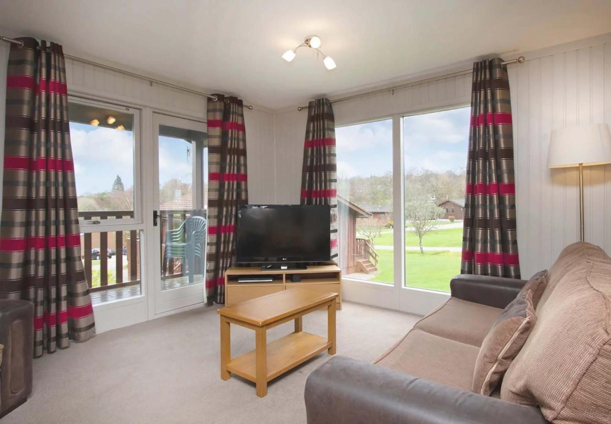 Hunters Quay Holiday Village Kilmun Exterior photo